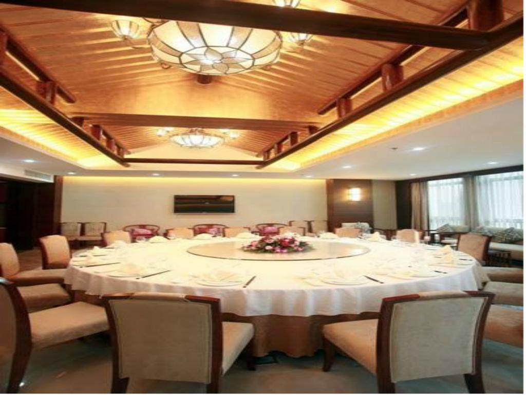 Kangte Wangfu Hotel Of Resort And Conference Санья Экстерьер фото